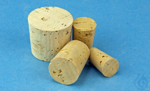 Cork stoppers, first-class quality, low-porous ...