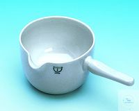 Porcelain casserole, 17/4 160 mm, with spout and porcelain handle Casseroles with spout and...
