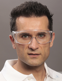 Schutzbrille CLARELLO farblos 
	ideal für Ärzte, Krankenschwestern, Pfleger, Laboratorien und...