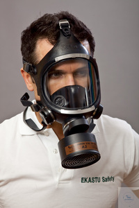 Full Face Mask C 607/TR (Class 2) • anti-fogging, non-reflecting and...