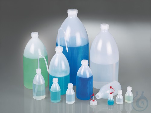 Narrow-necked bottle, LDPE transp., 500 ml, w/ cap