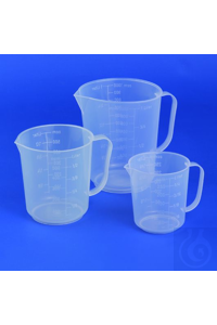 Henkelbecher 500 ml, PP hochtransparent, mit erhabener gut ablesbarerer Skala...