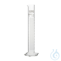 Messzylinder, Sechskantfuß, graduiert, Klasse B, 500 ml, LBG 3.3 Aus Borosilikatglas 3.3 und...