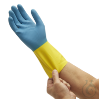 Schutz der PSA-Kategorie 3. Handspezifische gelbe und blaue Handschuhe bieten...
